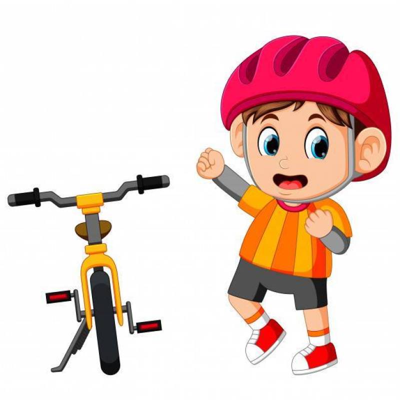 一个男孩与一辆自行车合影