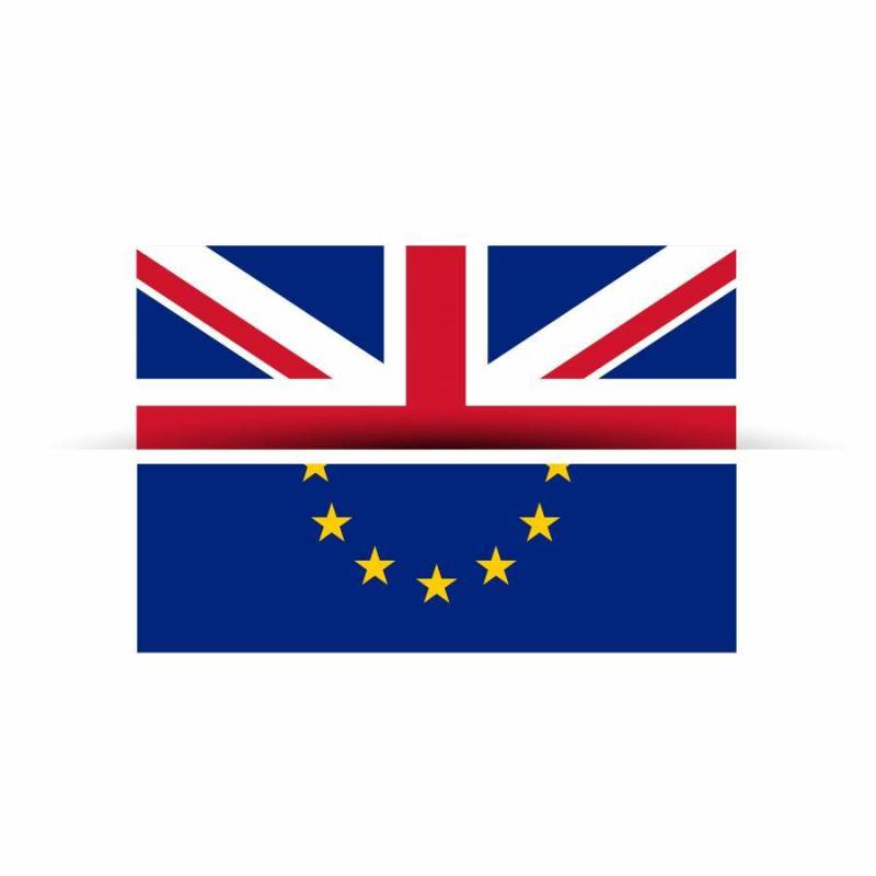 英国和欧盟旗帜越来越分离