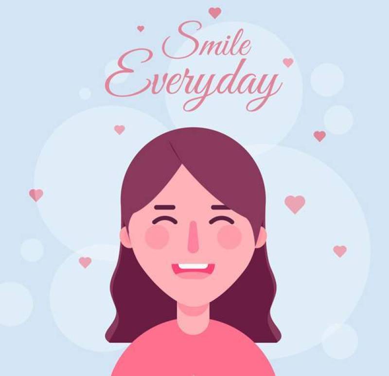 微笑的长发女子