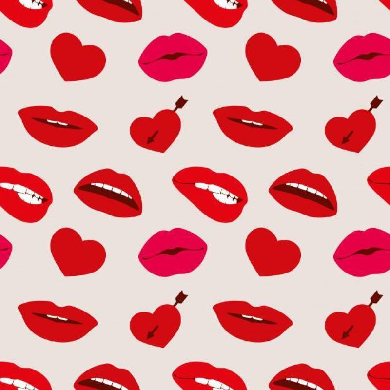 红色女人的嘴唇和心向量无缝模式
