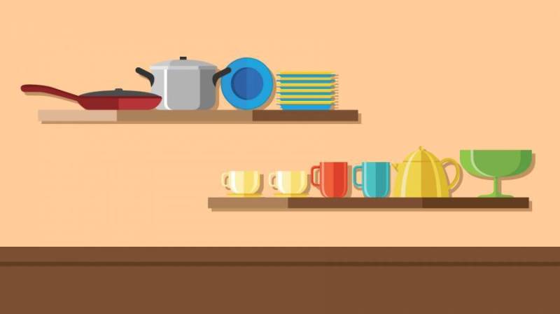 在墙壁架子传染媒介上的陶器