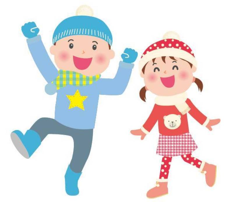 充满活力的家庭冬天的孩子