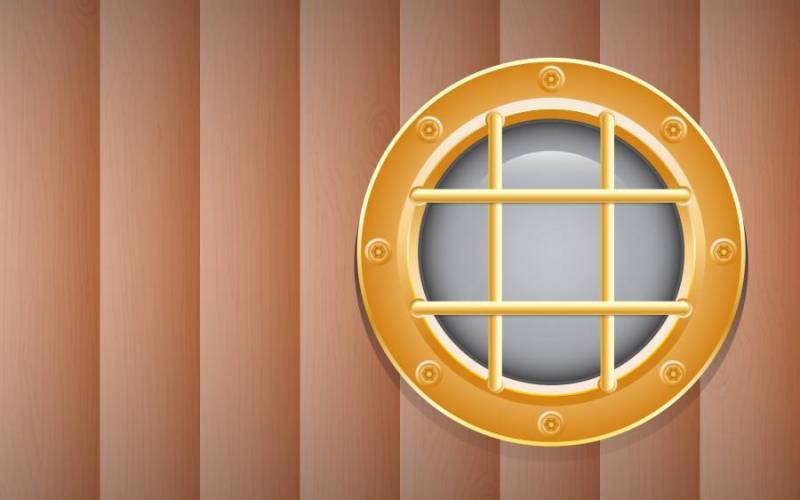 在木质表面上的圆舷窗