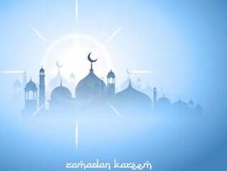 蓝蓝的天空斋月贾巴尔背景与清真寺剪影